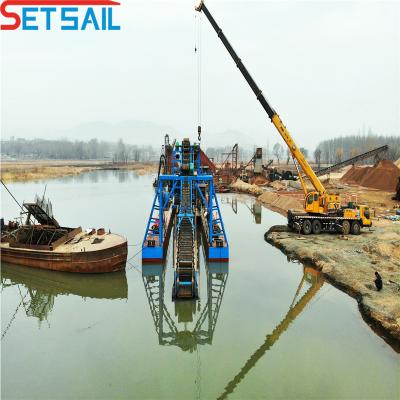 Cina 14L-39L Consumo totale di carburante Catena Scafo Oro Dredger diamante con ruota a quattro angoli in vendita