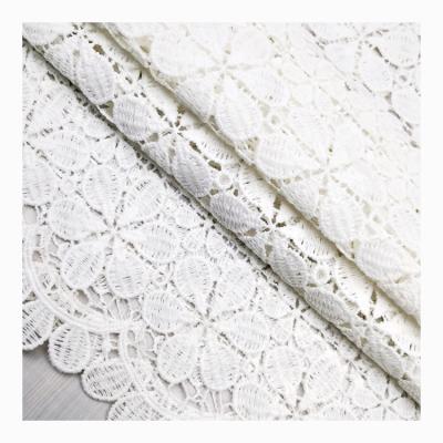 China Breathable High Quality Water-soluble Embroidery Cloth White 100% Polyester Embroidery Cloth for sale