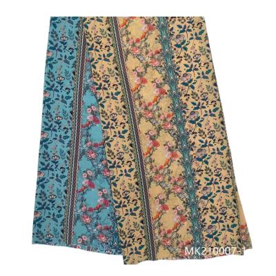 China Beautiful Stretch Hot Selling Daisy Printing 100% Polyester Fabric Material For Clothing for sale