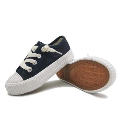 China Lightweight Fashion Blue Kids School Sports Casual Shoes White Canvas Kids Shoes for sale