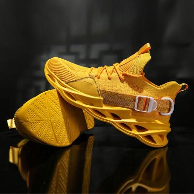 China Fashion Trend Summer Good Quality Cool Man Lightweight Durable Gym Sneakers For Men for sale