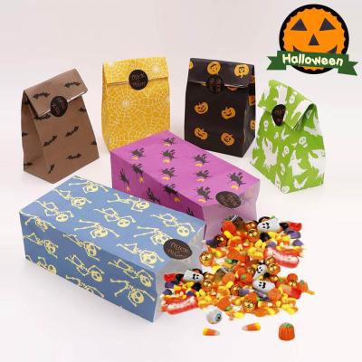 China Recyclable Wholesale Halloween Party Treat Bags Halloween Paper Trick or Treat Bags With Sticker for sale