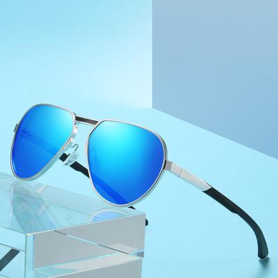 China Fashion Sunglasses Men's Polarized Aluminum Metal Magnesium Sun Glasses Aviation Discoloration Sunglasses for sale