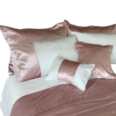 China Europe Popular Colorful Foil Printed Velvet Home Bedding Duvet Cover Bedding Set for sale