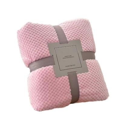 China Disposable Embossed Pink Flannel Fleece Blanket Throw Wholesale for sale