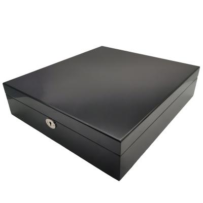 China High Quality Black Luxury Watch Box Jewelry Box Jewelry Packaging BO Lacquer Display Box With Lock Gift Packaging Watch Box for sale