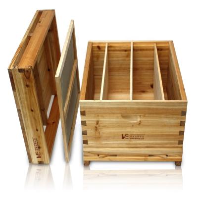 China Cheap Wooden Beekeeping Equipment Beekeeping Bee Farm Fir Hive Bee Boxes for sale