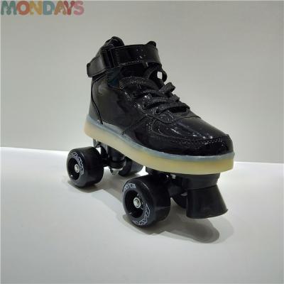 China Factory High Quality PVC USB Charging Whit Lights Roller Skates for sale