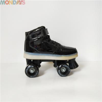 China Hot Selling PVC Mirror Surface Skates 4 Wheels Factory Professional Quad Roller Skates for sale