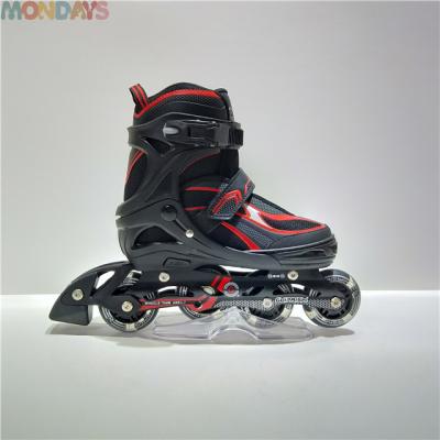 China 2018 Professional PVC Integrated Skates For Sale New Design 4 Wheel Roller Skates for sale