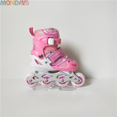 China PVC New ABEC-7 Bearing Wheel Rubber Roller Skates With Turn Signal Wheel For Kids for sale