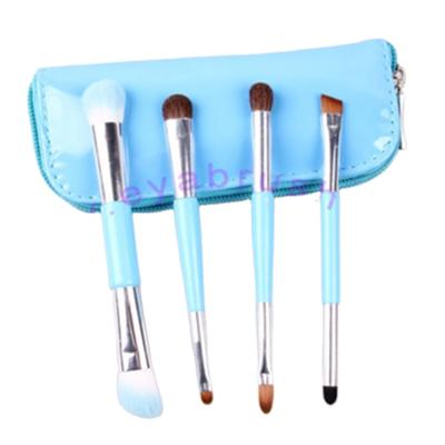 China Angular Blush 2021 Innovative New Products 4PCS Custom Makeup Brush Set Private Label for sale