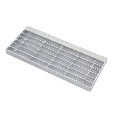 China Easy Installation Galvanized Non Slip Steel Stair Treads Grating For Industrial Project With Good Quality for sale