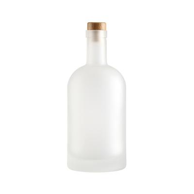 China Botella de vino de vidrio de whisky helado de 750 ml con material de cuerpo de vidrio de Super Flint en venta