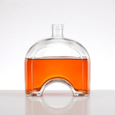 China Glass Brandy Bottle with Customizable Personalized Branding and Glass Material for sale