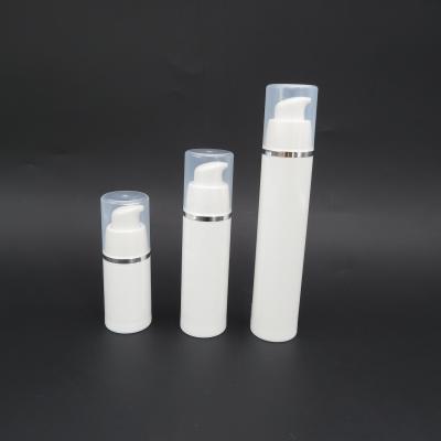 中国 Plastic 30mm 15ml 30ml 50ml PP white sliver vacuum airless bottle 販売のため