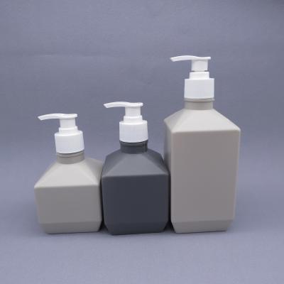 China Empty for liquid wash sanitizer lotion bottle HDPE 28mm plastic body lotion bottle en venta