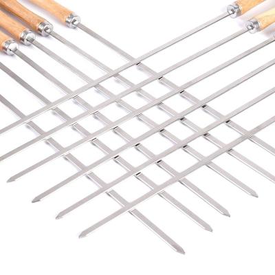 China Stainless Steel Cheap Needles Price Easily Cleaned Wood Handle Grilling Knotted Skewers Maker BBQ for sale