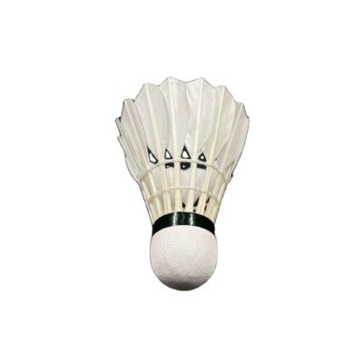 China Cork weight 5g Best Type Of Class B Duck Feather White Color Badminton Duck Feather Badminton Shuttlecock For of two layers for sale