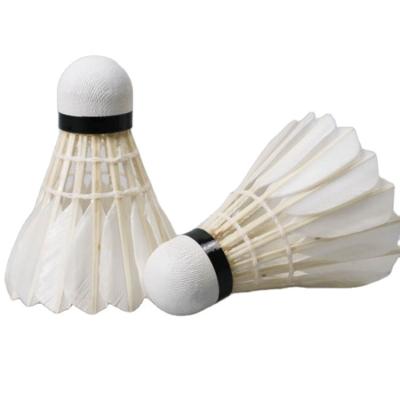 China Two Layer White Cork Color Low Price Weight 5g Duck Feather Shuttlecock Badminton Indoor Use Duck for sale