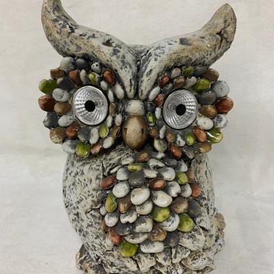 China Europe Modern Grayish White Owls Lamp Ornament Garden Lawn Texture Resin Craft Solar Figurines Crystal Ball Handmade Resin Craft for sale