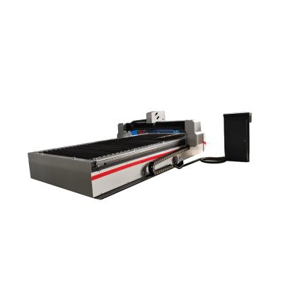 中国 Building Material Shops widely used cnc metal plasma cutting machine 1530 with f2100 cnc controller For Sale 販売のため