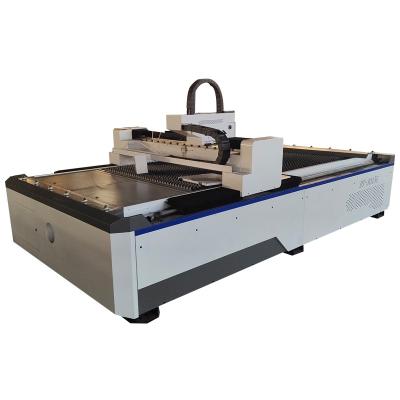 中国 Laser CUTTING 1kw Fiber Laser Pipe Cutting Machine Fiber Laser Cutting Machine With Rotary 販売のため