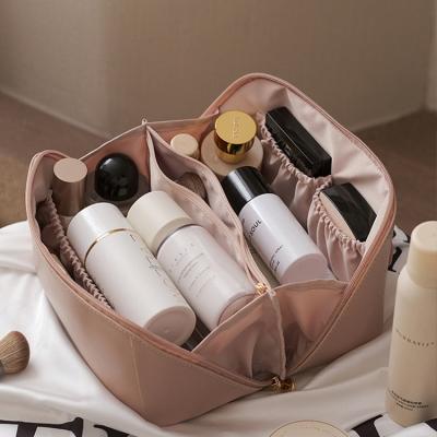 China Fashion OEM Travel Toiletry Makeup Pouch Women Print Simple Style High Quality Fashion Storage PU Leather Cosmetic Bag for sale