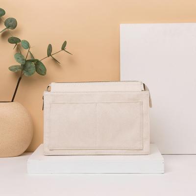 China High Quality Personalized Custom Made White Cosmetic Bags Wholesale Fashion Small And Travel Makeup Bag Cotton Canvas Cosmetic Bags for sale