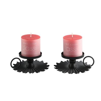 China Home Decoration Metal Bracket Countertops Ornaments Wavy Circle Decoration Black Candlesticks for sale