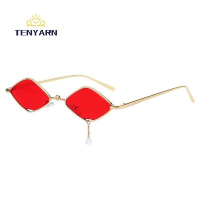 China Fashion Sunglasses Fashion Small Square Sun Glasses Women Men Retro Punk Sun Glasses Metal Clear Ocean Glass Eyewear Chain Pendant Shades UV400 for sale