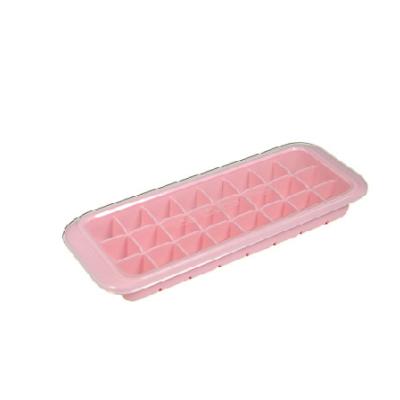 China Viable High Quality Ice Maker Tool With Lid Silicone Box For Home Freezer Making Ice Cube Freezer Lattice Mold for sale