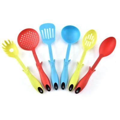 China Viable Made In China Professional Kitchen Utensils Colorful Nylon 6 Piece Utensil Set for sale