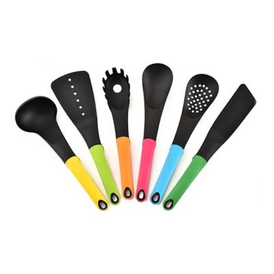 China OEM 6pcs Colorful Kitchen Strainer And Spoon Easy Viable Clean Nylon Utensils For Cooking for sale