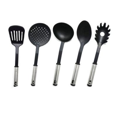 China Sustainable 6 Piece Non-Stick Black Nylon Cooking Stainless Steel Key Handle Reusable Utensil Set for sale