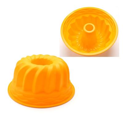 China Sustainable Food Grade Pumpkin Shape Silicone Mold Cake Muffin Cup for sale