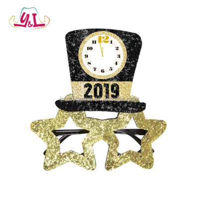 China Counting Points 2019 Novelty Picture New Down Timer Happy New Year Party Sequin Glasses for sale