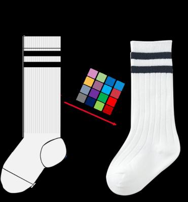 China Sporty Baby Socks Organic White Striped Custom Baby Cotton Baby High Socks Logo Socks for sale