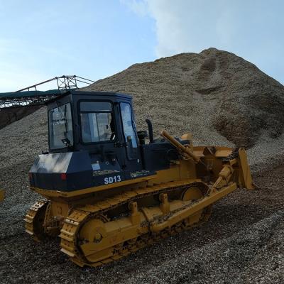 China Construction Material Shop Brand New Earthmoving Machinery Shantui SD13 130hp Crawler Bulldozer With Scarifier for sale