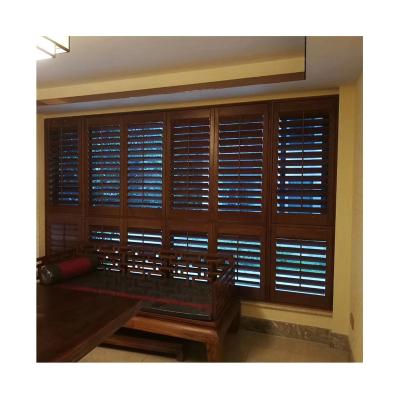 China Easy install Interior Stained Classic Wood Color Elegant Plantation Shutter for sale