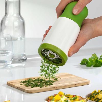 China Viable Hot Selling Manual Kitchen Tools Spice Grinder Herb Grinder Herb Grinder for sale