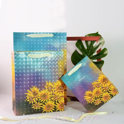 China 3d model handmade lens flower lenticular lamination film with 210gsm paper shopping package bags for sale