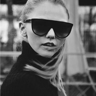 China Fashion Sunglasses Bulk 2021 Vintage Designer Black Subglasses Women Sunglasses Flat Top Fashion Shades Hot Selling Sun Glasses For Woman for sale