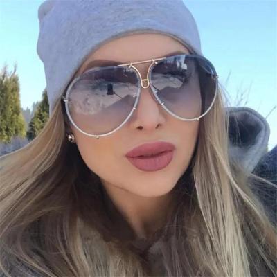 China 2021 Madame Luxury Shades Womens Aviation Metal Fashion Sun Glasses Vintage Famous Designer Trendy Brand Sunglasses Oversized Sunglasses for sale