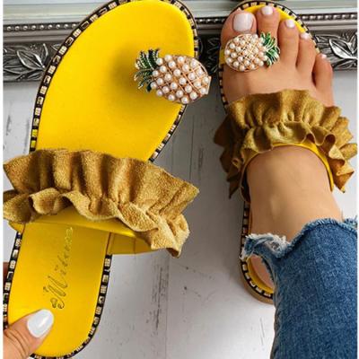 China Cushioning New Fashion Trend Custom Slides Beach Casual Flat Women Sandals With Hign Quality for sale