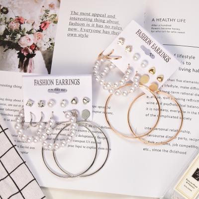 China Fashion Europe Trendy Jewelry Set Geometric C Shaped Circle Earring Pearl Drop Stud Earring Set For Women for sale