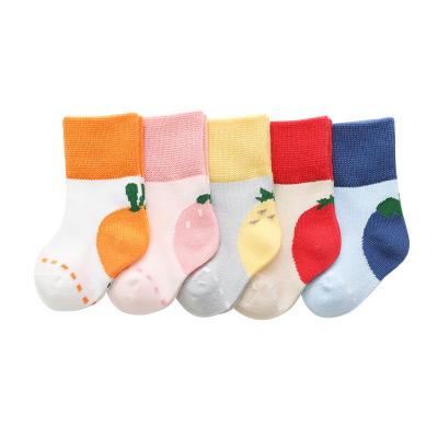 Cina New Breathable Baby Socks For Autumn And Winter Combed Cotton Children's Socks in vendita