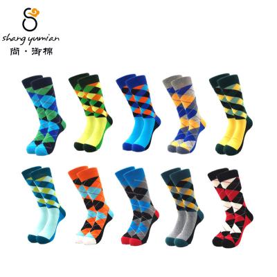 Cina 10pairs/lot Antibacterial men thongs colorful funny fashion cotton cartoon compression long sock combed casual male socks in vendita