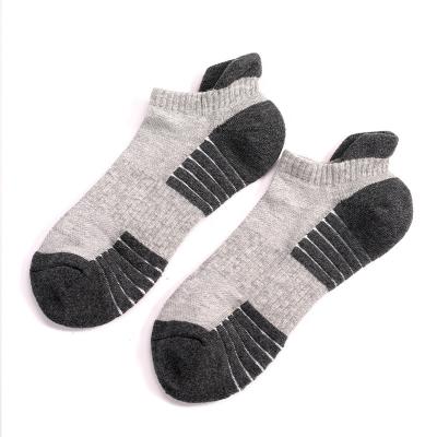 China OEM Logo Breathable 100% Cotton Custom Sports Ties Compression Mens Short Socks for sale