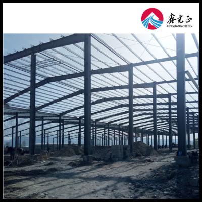 China Almacén de acero prefabricado de gran capacidad con panel de sandwich panel de pared y ventanas de aluminio en venta